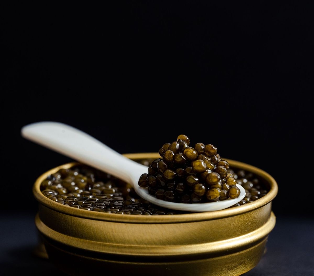 خاویار آسترا اصیل